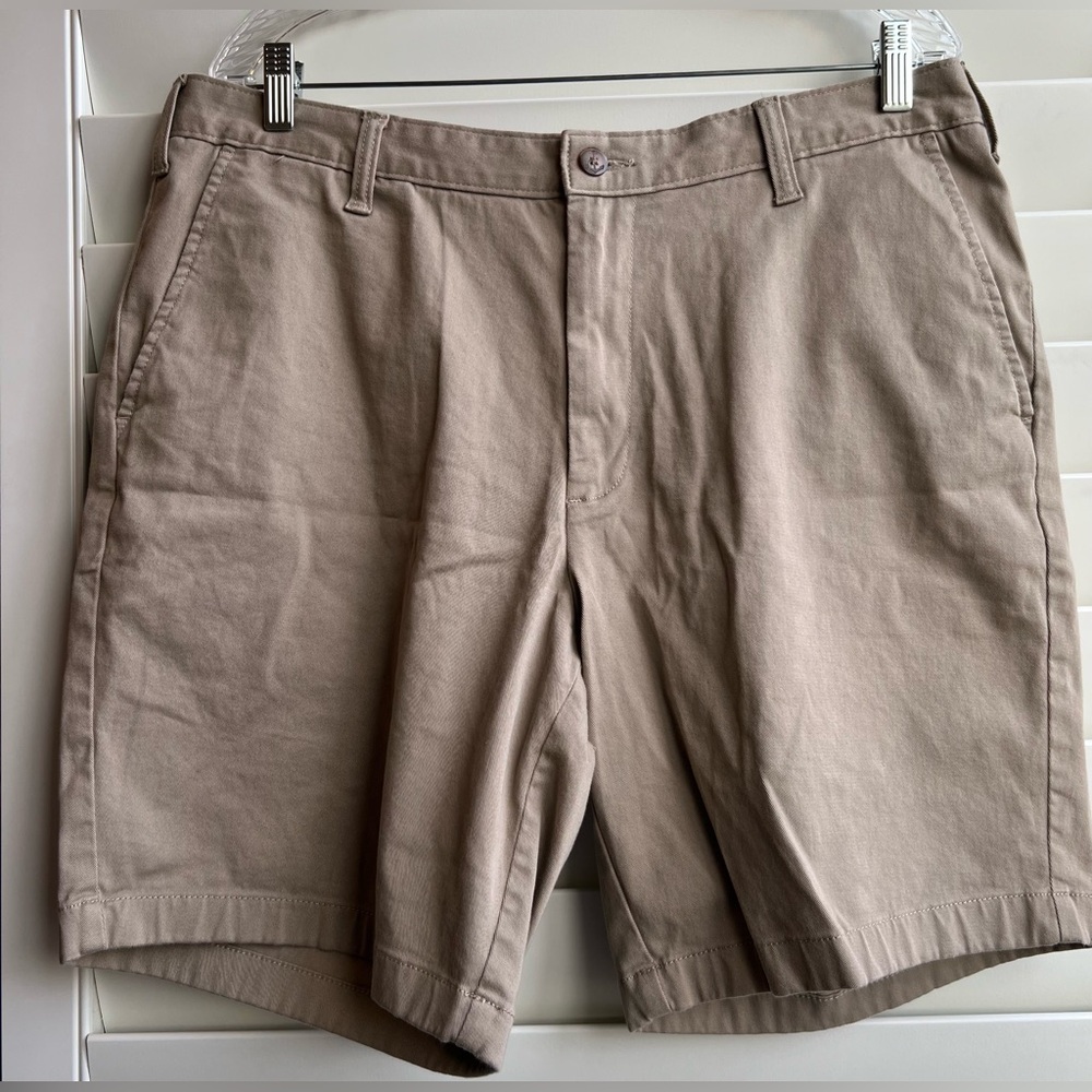 Nautica - Men’s 36W - NEW Without Tags - Tan Shorts